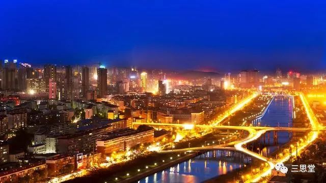 阳泉小城,阳光下的温馨记忆